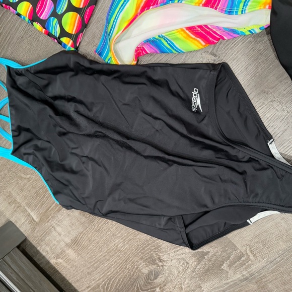 Girls 10/12 bathing suit bundle - Picture 5 of 7